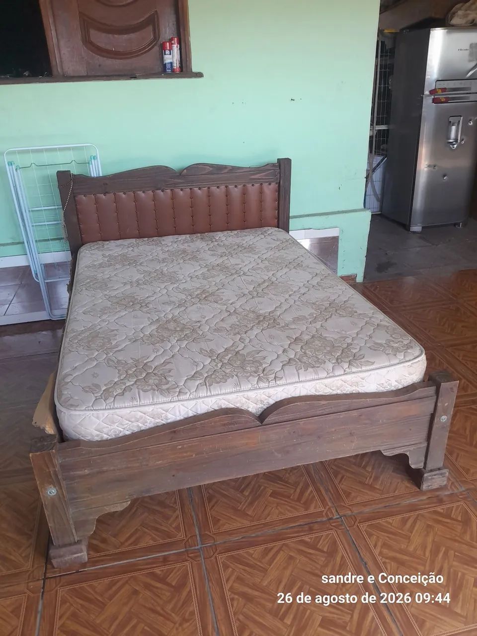 Cama de casal antiga  e reliquia - Foto 2