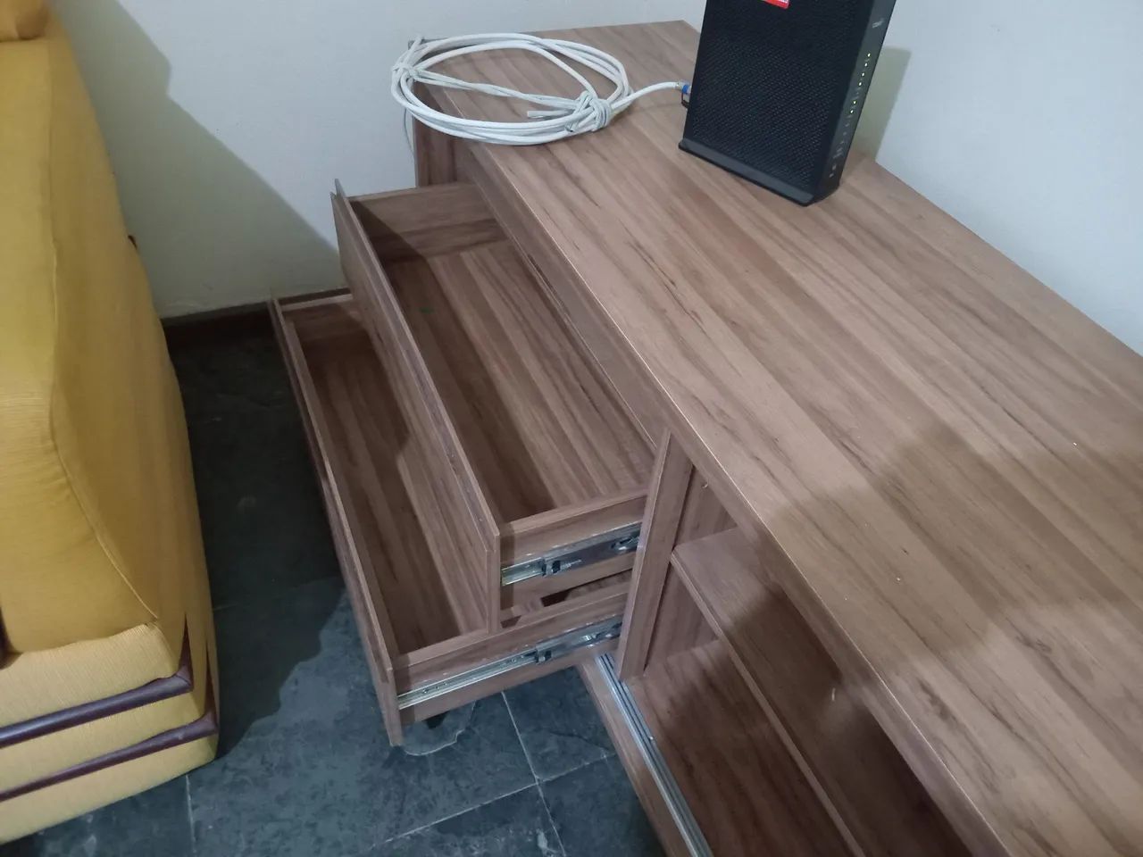 Rack para TV com gavetas - Foto 3