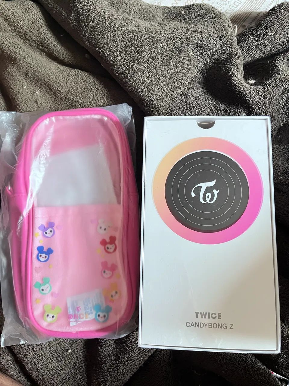 Twice Candybong Z original + case - Hobbies e coleções - Jardim