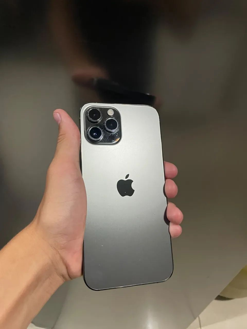 iPhone 12 Pro Max estado excelente bateria 100% - Foto 2