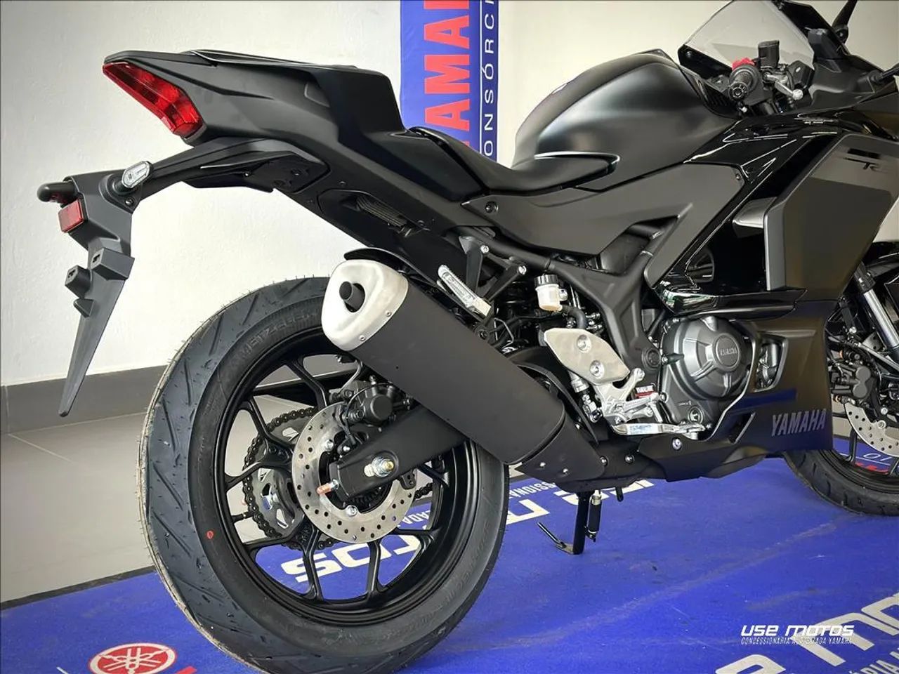 YAMAHA YZF R3 ABS CONNECTED - Foto 3
