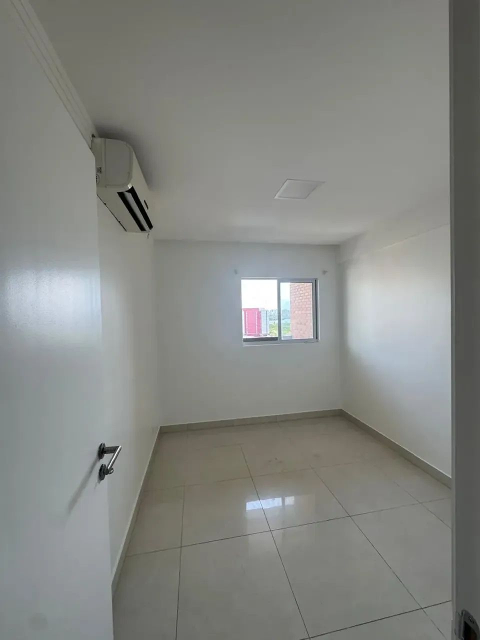CONDOMÍNIO MONTE OLIMPO , PENÍNSULA  NASCENTE E VENTILADO  TODO REFORMADO E COM MÓVEIS PRO - Foto 5