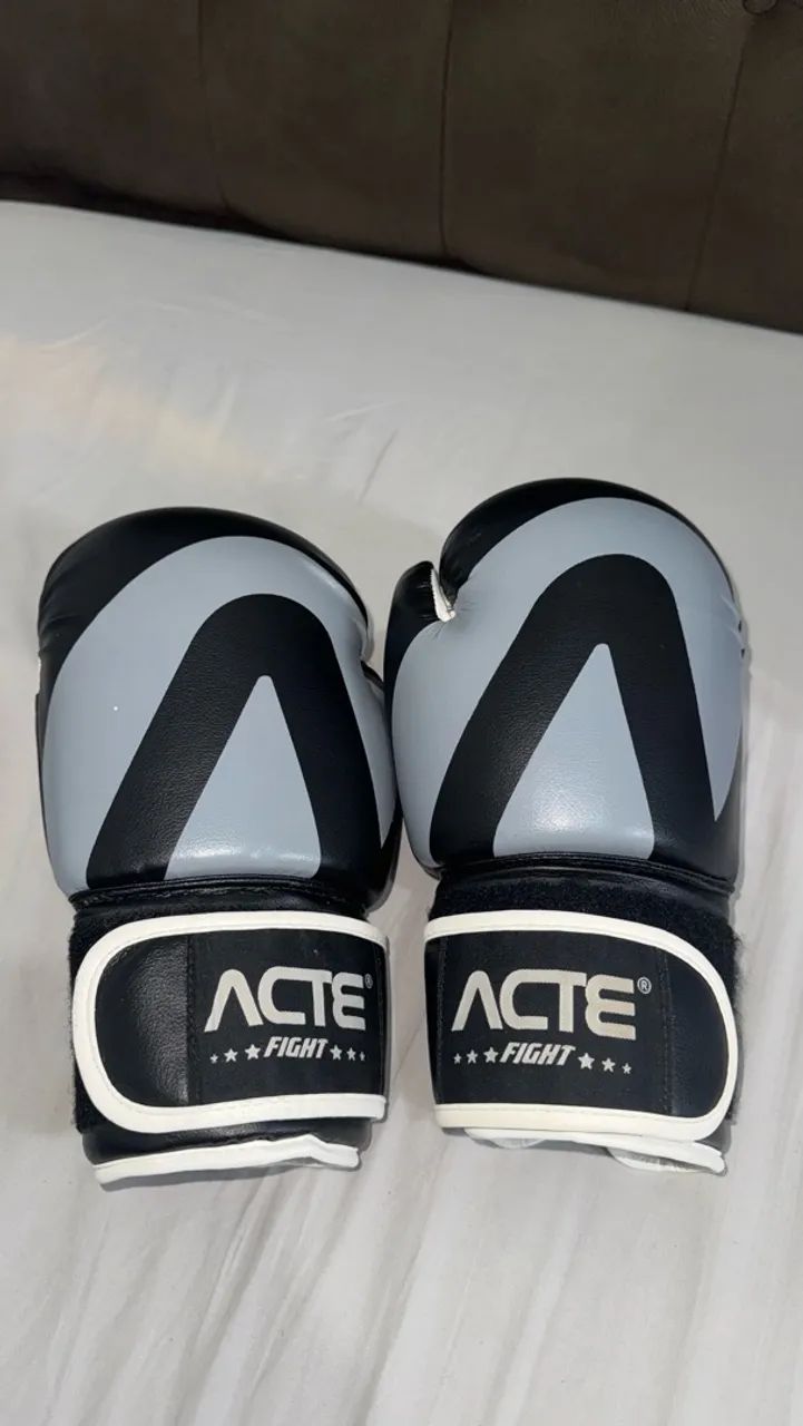 Luvas de Boxe ACTE Fight 14oz + Bolsa Nike para Transporte