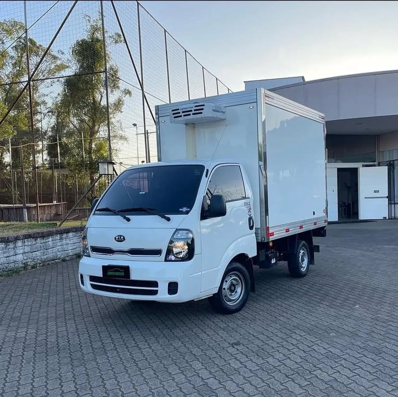 KIA BONGO 2022
