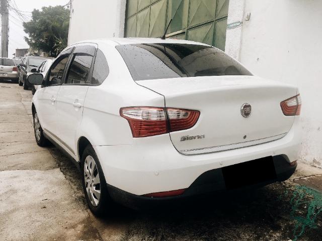 Fiat Grand Siena Tetrafuel 1.4 8V Modelo 2013 - Foto 2