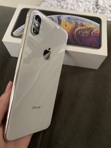 IPhone XS Max silver 4.000,00 à vista