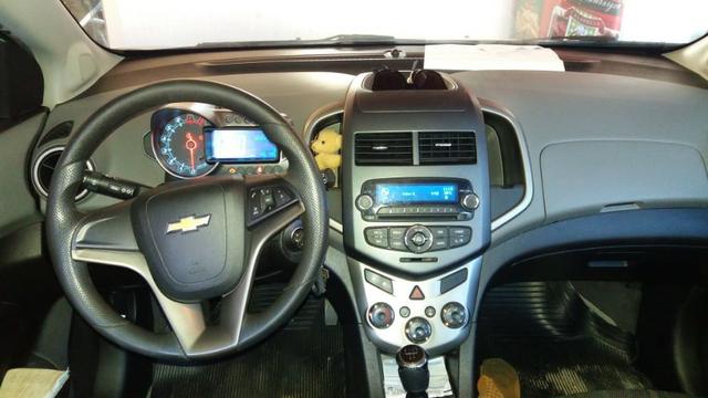 Chevrolet Sonic Hatch 1.6 - Foto 4