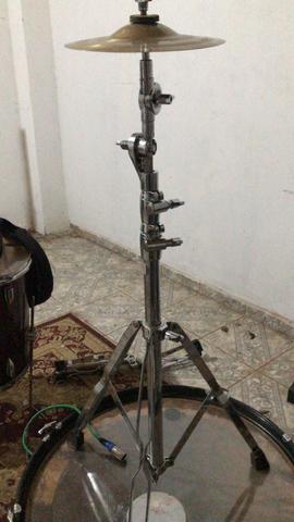 Estante de bateria e splach