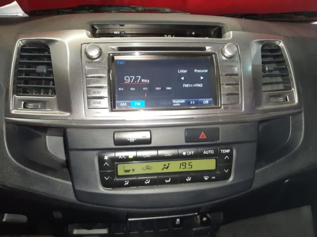 TOYOTA HILUX CD SRV D4-D 4X4 3.0 TDI DIESEL AUT 2015 - Foto 18