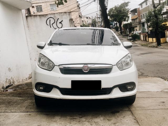 Fiat Grand Siena Tetrafuel 1.4 8V Modelo 2013 - Foto 3