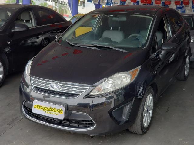 Ford Fiesta SE Sedan 2011