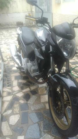 CB 300 em dia - Foto 3