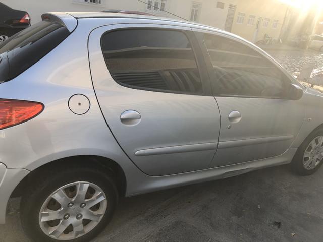 Peugeut 207. 2013 - Foto 3