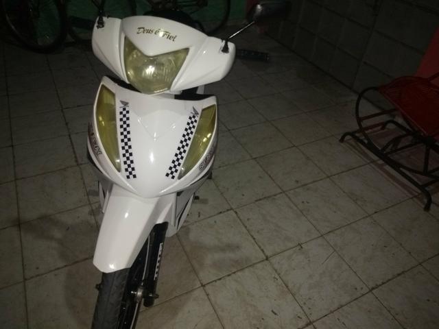 Moto toda revisada ela da 100 - Foto 6