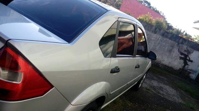 Ford fiesta sedan 1.6 flex 2004/05 completo - Foto 6