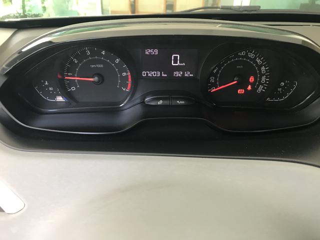 Peugeot 208 - Foto 8