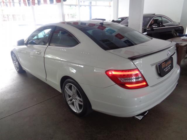 MERCEDES-BENZ C 180 2011/2012 1.8 CGI COUPÉ TURBO 16V GASOLINA 2P AUTOMÁTICO - Foto 2