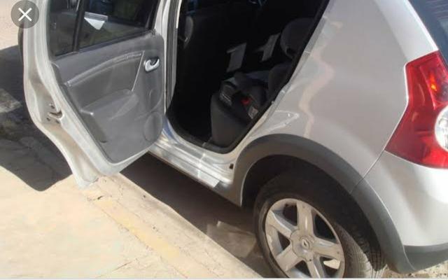 Vendo carro sandero stepway