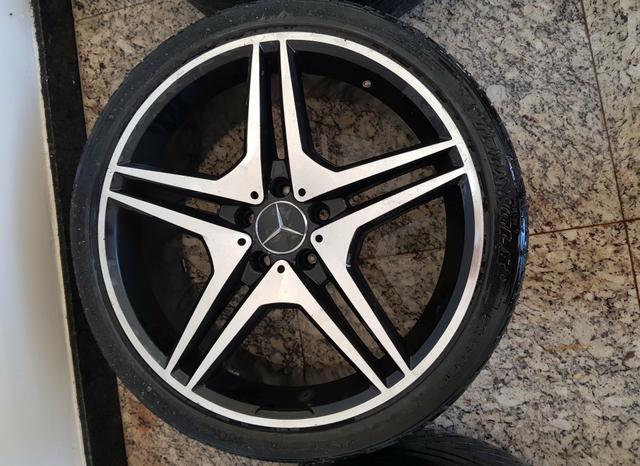 Jogo de Rodas Aro 19 com Pneus 235/45 R19