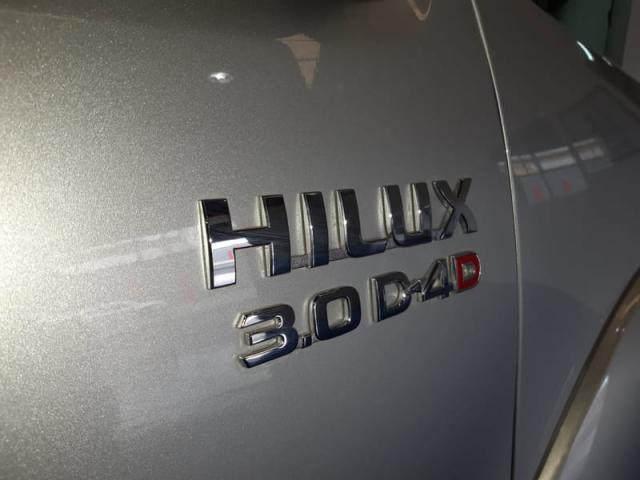 TOYOTA HILUX CD SRV D4-D 4X4 3.0 TDI DIESEL AUT 2015 - Foto 10