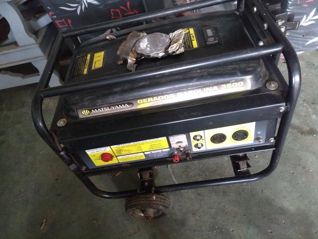 Vendo gerador Matsuyama a gasolina 3500 6,2hp , valor 1600 super conservado - Foto 4