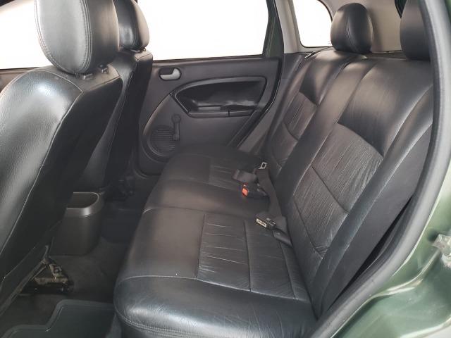 Ford FIesta - Foto 8