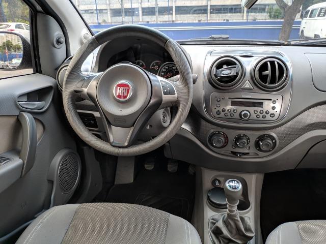 Fiat Pálio Essence 1.6 2014 - Foto 6