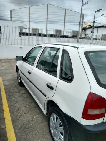 Vendo ou troco Gol 1.0 8v 2002 - Foto 2