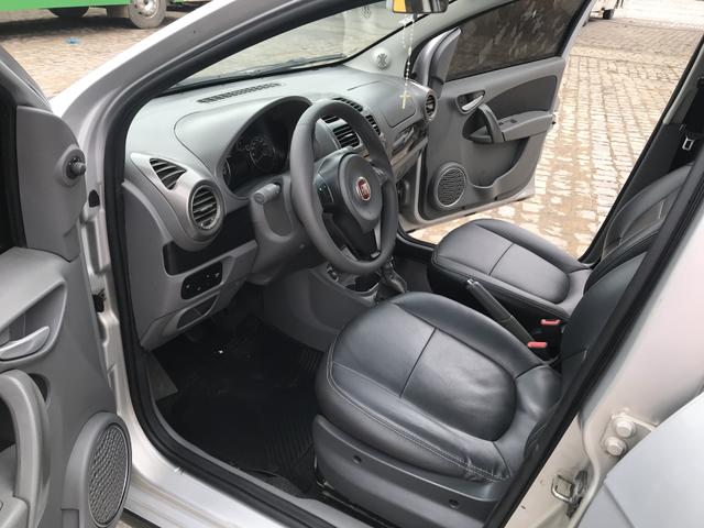 Grand Siena essence 1.6 2014 flex 16v - Foto 15