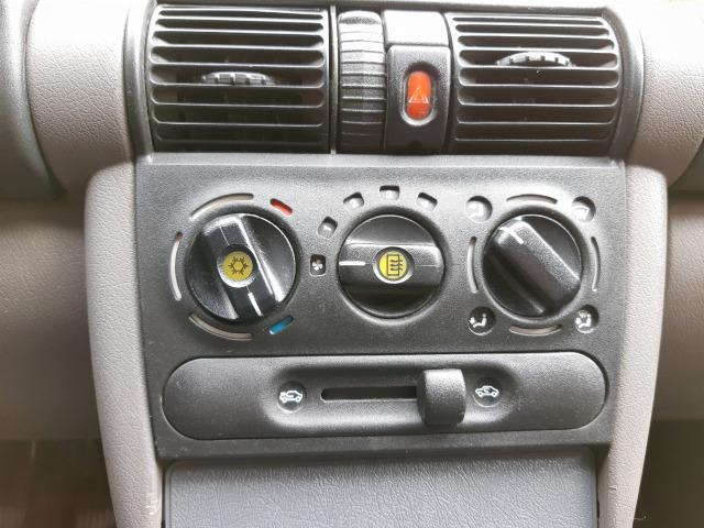 Classic LS 1.0 2015 Ar condicionado - 2015 - Foto 13