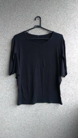 Blusas femininas e vestido - Foto 3