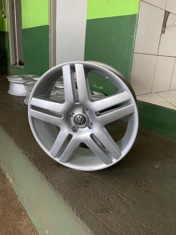 Roda aro 18 Volcano long beach tala 6? semi-nova - Foto 2
