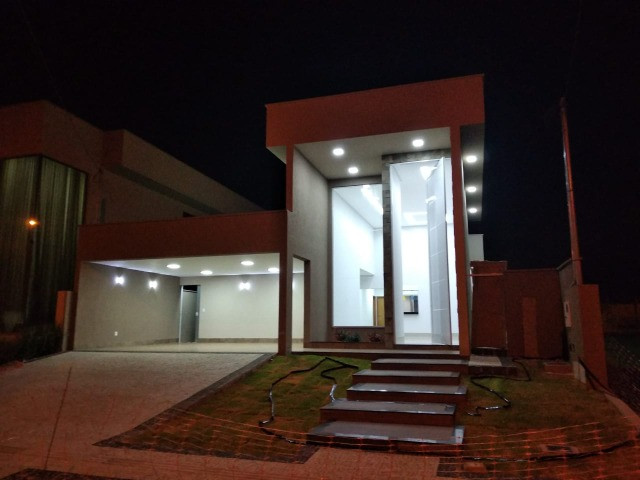 Casa Térrea Alto Padrão - 252 m² Área Construída + 575 m² Terreno - Jardins Lisboa! - Foto 2