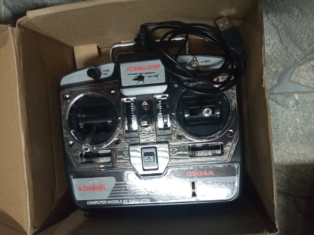 Rádio simulador para aeromodelos - Foto 4