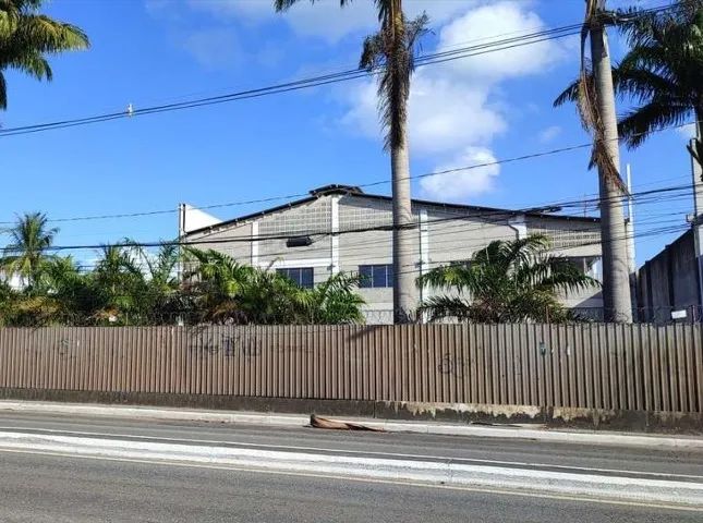 Alugo Galpão Jardim Limoeiro/Rodovia ES 010 km 2,5 de frente para a psita. 5100m² - Foto 2