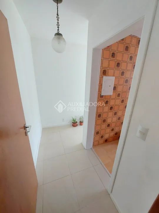 Apartamento de 2 dormitórios com vaga escriturada. - Foto 3