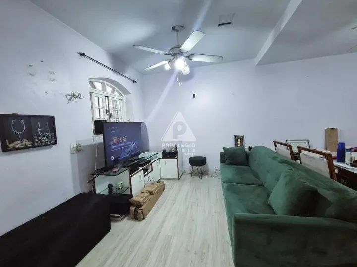 Charmosa casa de vila com 3 quartos em Botafogo  2 suítes e 1 vaga - Foto 5
