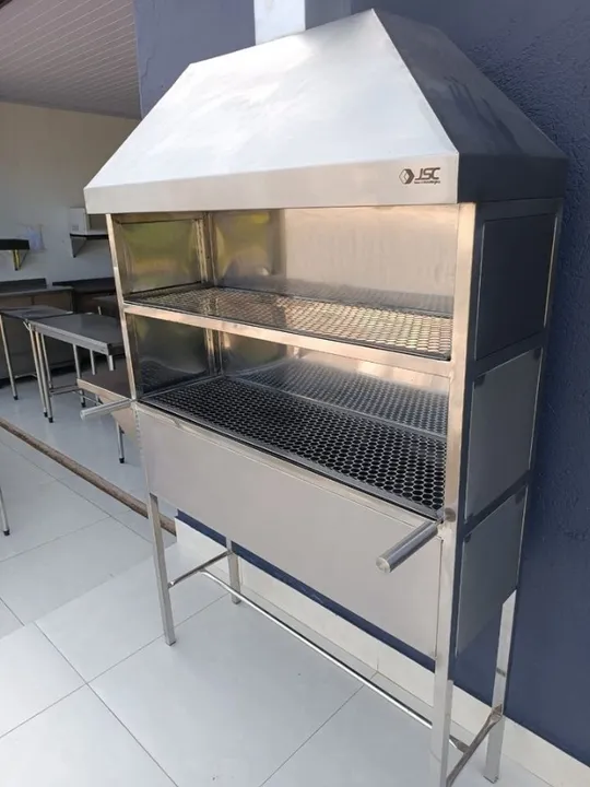 Churrasqueira inox .