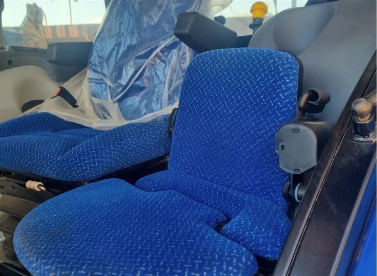 Trator New Holland T6.110 ano 2023, 4x4, com 125 horas, ar condicionado, no Maranhão  - Foto 4