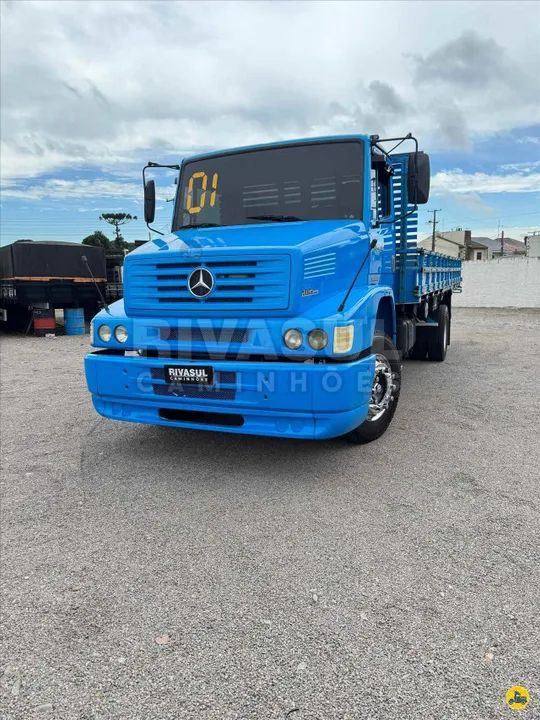 MB 1418 Eletrônico ano 2001 Carroceria 4X2 - Foto 14