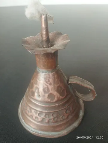 Vendo essa lamparina de cobre
