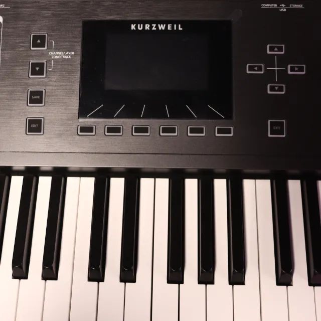Teclado Sintetizador Kurzweil PC4 com 88 Teclas 256 Vozes - Foto 2
