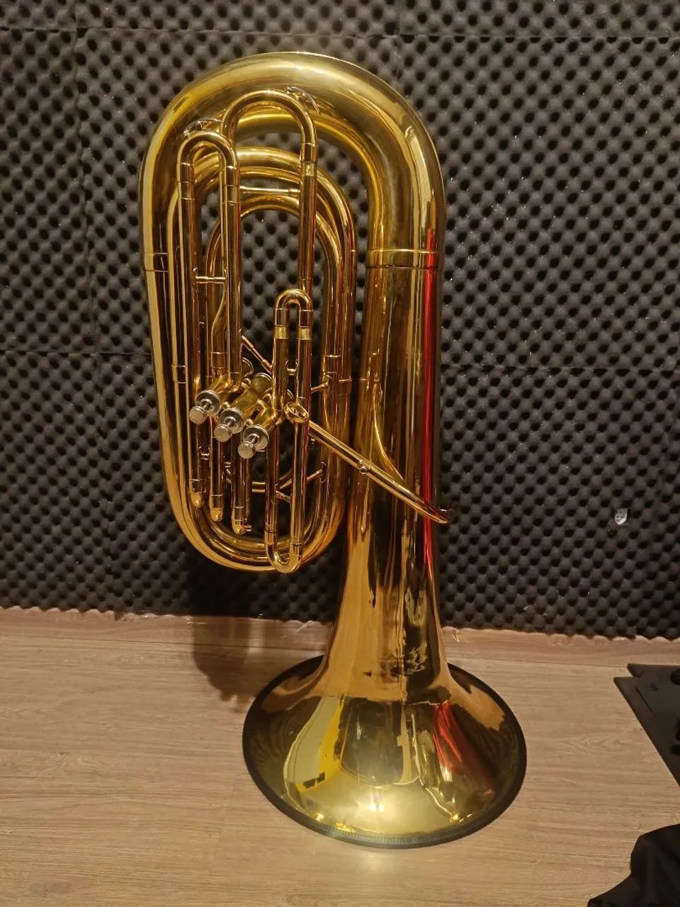 Tuba Conn em Bb