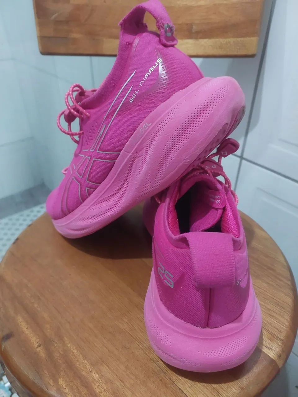 TENIS ASICS GEL NIMBUS 25 - Foto 6