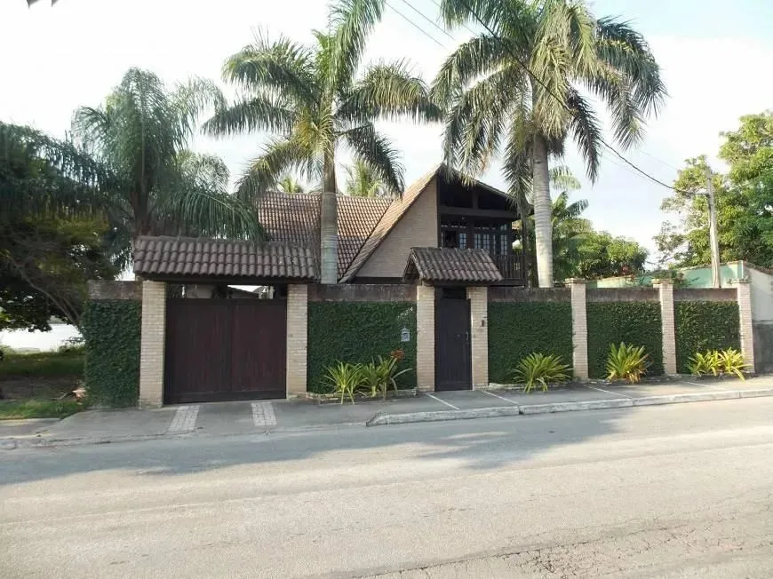 Casa para Venda em Saquarema, Boqueirão, 4 dormitórios, 3 suítes, 5 banheiros, 2 vagas