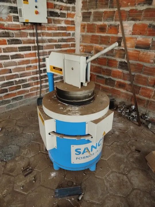 Vendo forno de fundição alumínio Semi-novo  - Foto 6