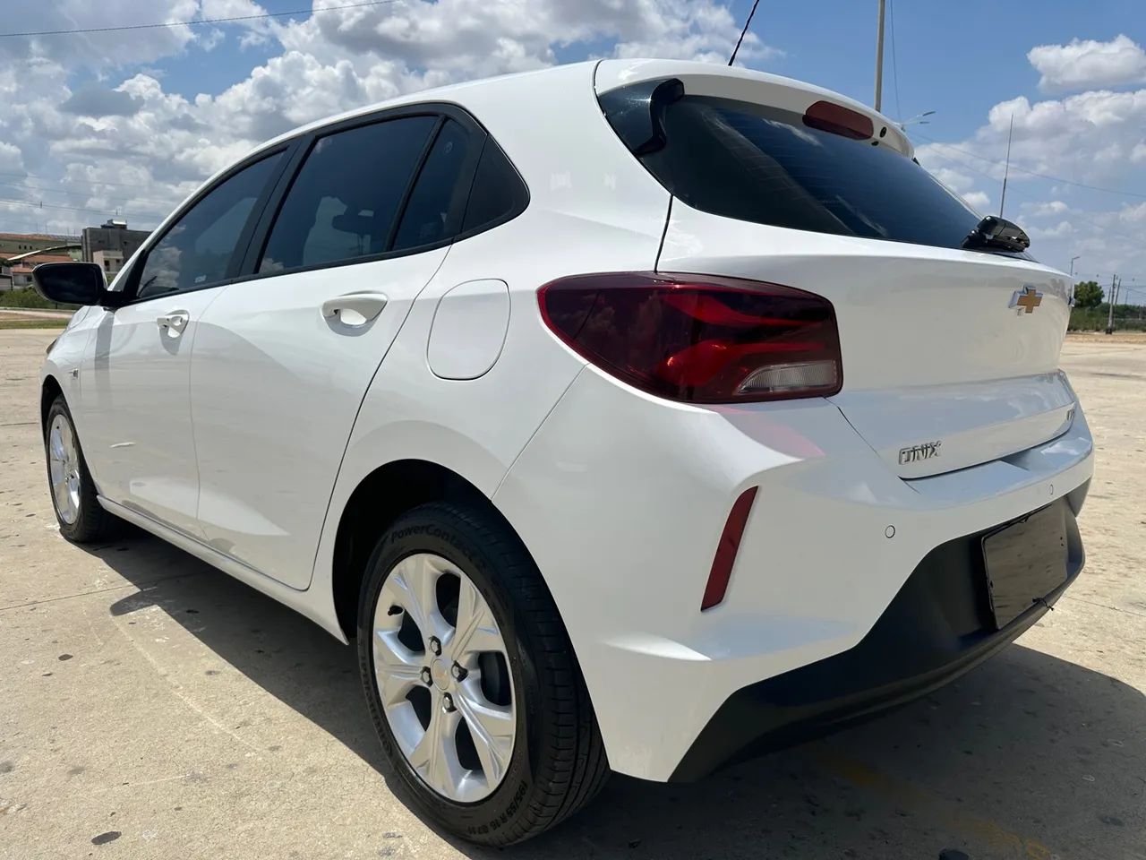 GM Onix LTZ 1.0 Turbo Flex - Apenas 11.000Km - Estado de 0Km - 2024 - Foto 3