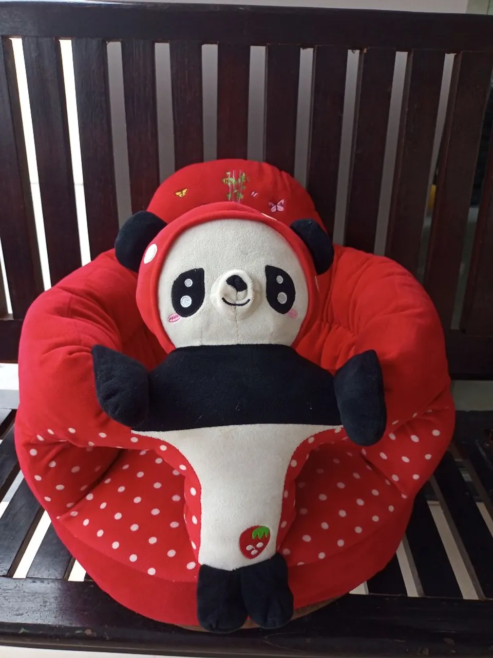 Poltrona infantil pelúcia panda