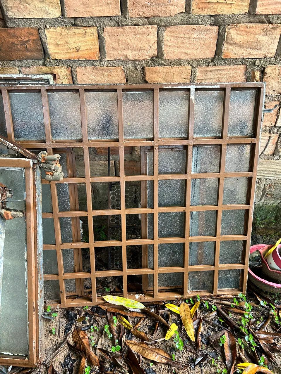 Iron window, already with glass64617883040898120