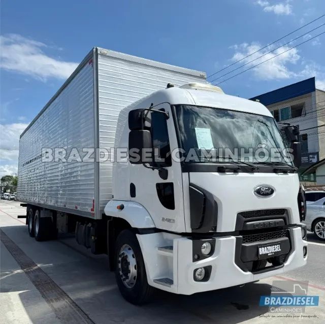 Ford Cargo 2423 2013 teto alto leito - Foto 2